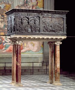 Kazatelna z jižní strany lodi, 1460 (bronz)